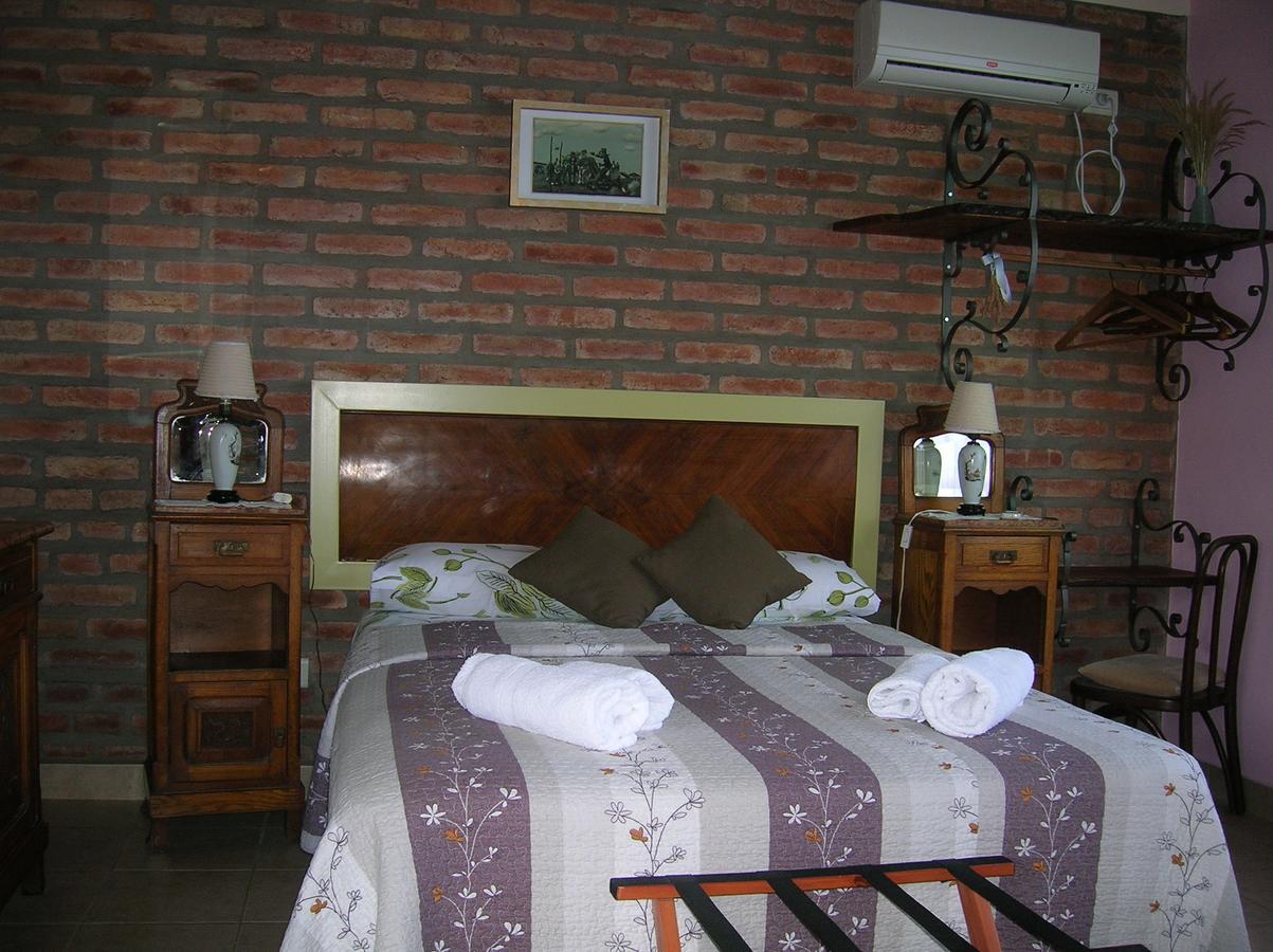 Antiguos-adults Only Inn *